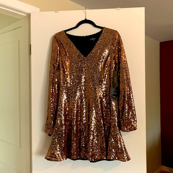 NWT LuLu’s rose gold sequin skater dress - Picture 5 of 10